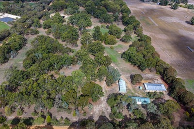 /international/au/104-smuts-road-kendenup-wa-700408124/