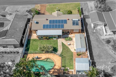 /international/au/26-swan-drive-kalkie-qld-151067136/