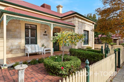 /international/au/12-glyde-street-beulah-park-sa-151467964/
