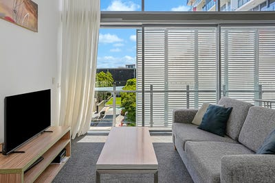 /international/au/75-4-aplin-street-townsville-city-qld-152456300/