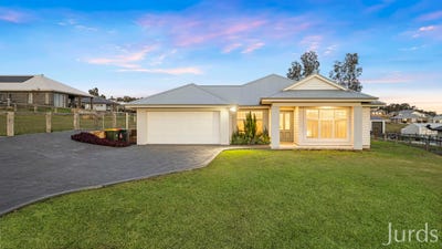 /international/au/32-pin-oak-circuit-branxton-nsw-151278820/