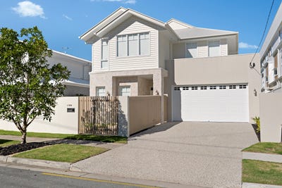 /international/au/110-pohlman-st-southport-qld-151377200/