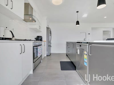 /international/au/11a-ignatius-place-kelso-nsw-148600988/