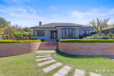 /international/au/65-flinders-way-griffith-act-152507996/
