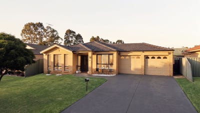 /international/au/4-kuraji-close-glenmore-park-nsw-152458660/
