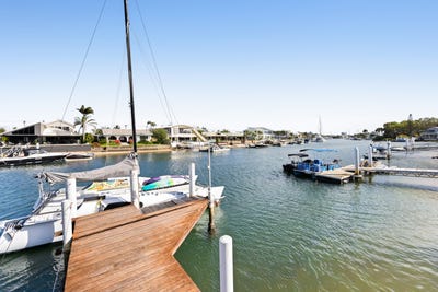 /international/au/12-aroona-avenue-buddina-qld-151032852/