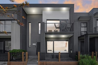 /international/au/82-macedon-parade-wollert-vic-152658764/