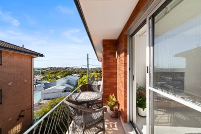 /international/au/8-70-harbord-road-freshwater-nsw-148543872/