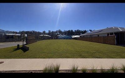 /international/au/156-guroman-drive-greenbank-qld-204558340/
