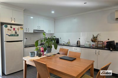 /international/au/1-2-3-16-colamba-street-miles-qld-151197660/