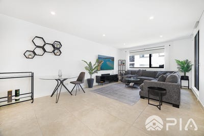 /international/au/214-129a-jerralong-drive-schofields-nsw-151219172/