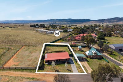 /international/au/11-jindalee-street-berridale-nsw-152469280/