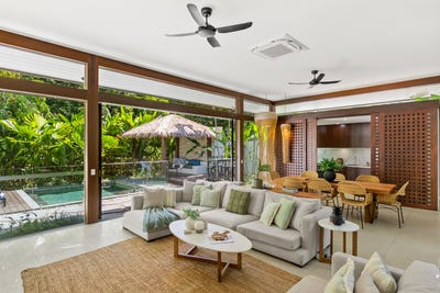 /international/au/9-67-81-argentea-boulevard-palm-cove-qld-152257928/