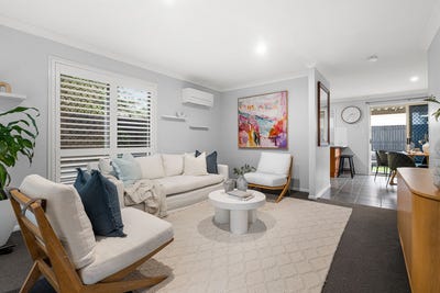 /international/au/37-81-network-drive-wynnum-west-qld-151186020/