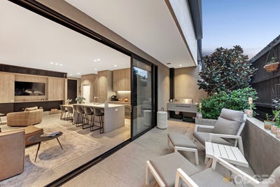 /international/au/5-10-asling-street-brighton-vic-152032832/
