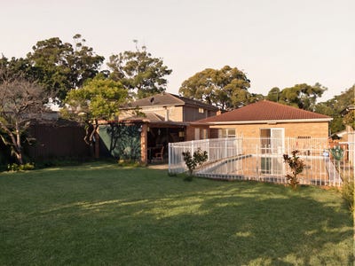 /international/au/21-clarke-street-peakhurst-nsw-151087040/