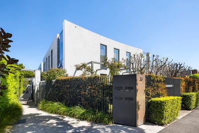 /international/au/4-33-sussex-street-brighton-vic-152624776/