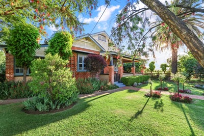/international/au/614-nundle-road-tamworth-nsw-700428916/