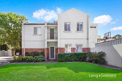 /international/au/13-6-blossom-place-quakers-hill-nsw-152596420/