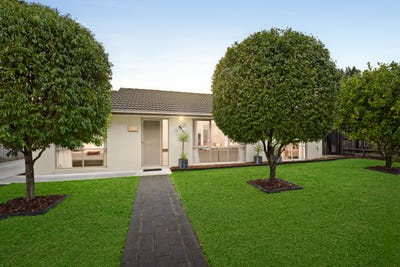 /international/au/1-265-dandelion-drive-rowville-vic-151257036/