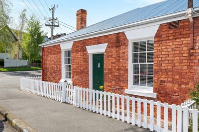/international/au/6-napoleon-street-battery-point-tas-152477292/