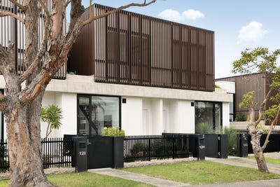 /international/au/12h-mcdonald-street-freshwater-nsw-151128576/