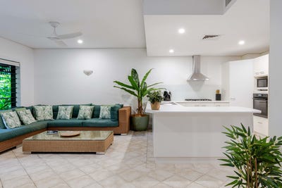 /international/au/2-18-28-st-crispins-avenue-port-douglas-qld-151034848/