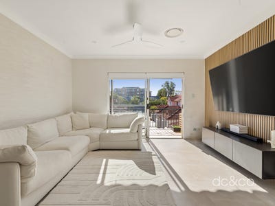 /international/au/6-247d-burwood-road-concord-nsw-151315928/