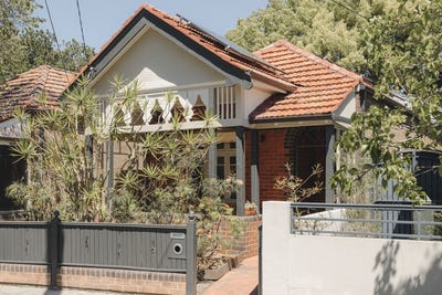 /international/au/182-addison-road-marrickville-nsw-152616684/