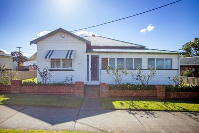 /international/au/129-isabella-street-wingham-nsw-151618000/