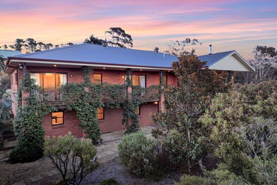 /international/au/182-tableland-road-wentworth-falls-nsw-148465852/