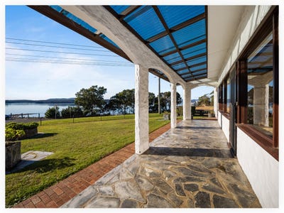 /international/au/223-flinders-street-beauty-point-tas-151654908/