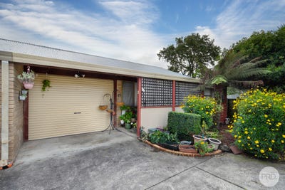 /international/au/8-1108-howitt-street-wendouree-vic-151450744/