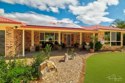 /international/au/1e-fairway-drive-hatton-vale-qld-150992348/