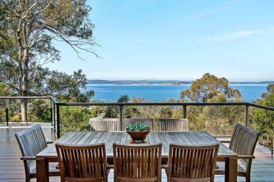 /international/au/24-bareena-road-taroona-tas-152620040/