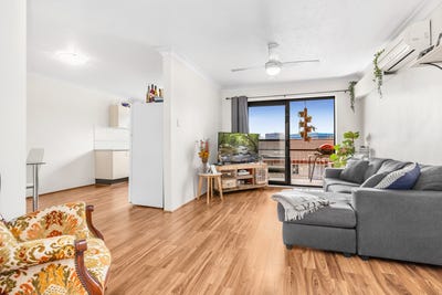 /international/au/6-50-henchman-street-nundah-qld-151225248/