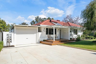 /international/au/41-waverley-road-coolbellup-wa-152384416/