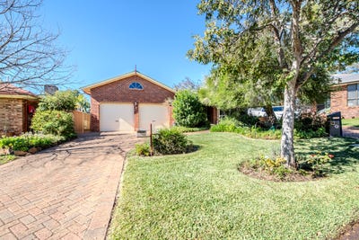 /international/au/16-ingrid-place-dubbo-nsw-151418572/