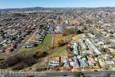 /international/au/30-kearneys-drive-orange-nsw-148423844/