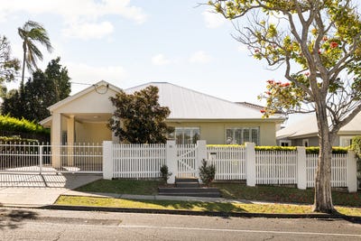 /international/au/26-gerler-road-hendra-qld-148400256/