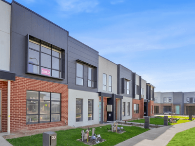 /international/au/31-gwenton-avenue-lot-223-cranbourne-east-vic-150444996/