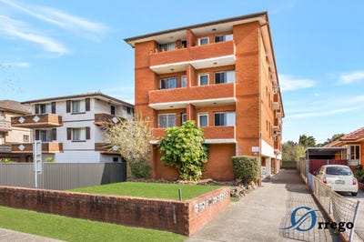 /international/au/9-91-smart-street-fairfield-nsw-148621576/