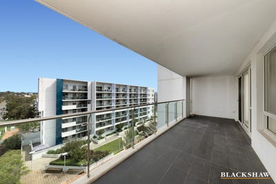 /international/au/138-64-college-street-belconnen-act-151497216/