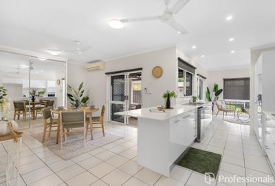 /international/au/20-makoo-close-white-rock-qld-151034640/