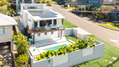 /international/au/8-upper-gay-terrace-kings-beach-qld-152233588/