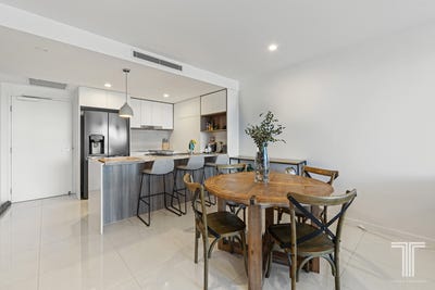 /international/au/701-100-holdsworth-street-coorparoo-qld-151519360/