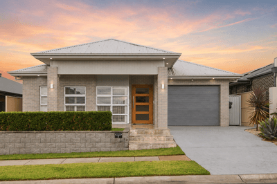 /international/au/5-owens-street-spring-farm-nsw-151623384/