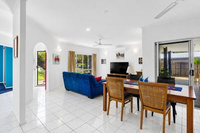 /international/au/36-cintra-street-mount-sheridan-qld-151451544/