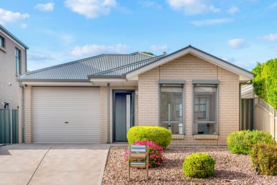 /international/au/16-hooper-place-christies-beach-sa-151168624/