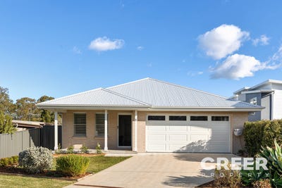 /international/au/1-45-helen-street-mount-hutton-nsw-148459336/